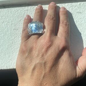 Swarovski Lucent cocktail ring